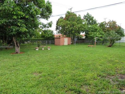 635 E 27th St, Hialeah, FL 33013 photo 2