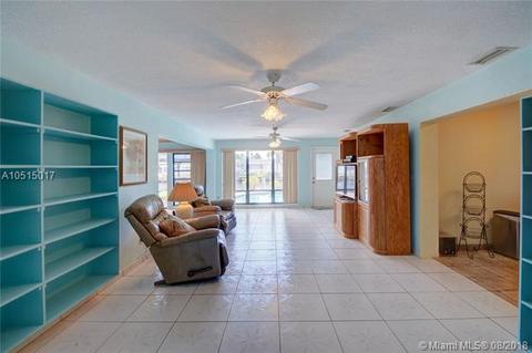 280 SE 3rd Ct, Pompano Beach, FL 33060 photo 17