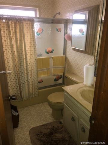 551 E 10th St, Hialeah, FL 33010 photo 6