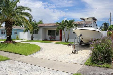 551 E 64th St, Hialeah, FL 33013 photo 2