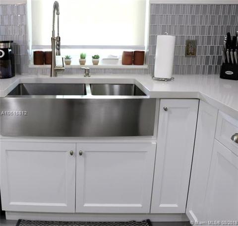 551 E 64th St, Hialeah, FL 33013 photo 14