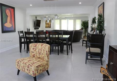551 E 64th St, Hialeah, FL 33013 photo 6