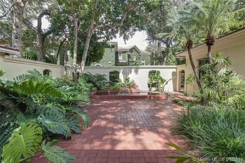 5000 Pine Dr, Miami, FL 33143 photo 24