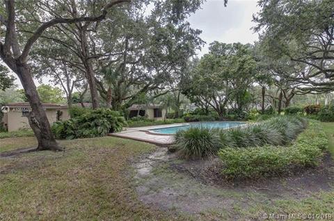 5000 Pine Dr, Miami, FL 33143 photo 30