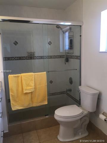Undisclosed, Hialeah, FL 33018 photo 13