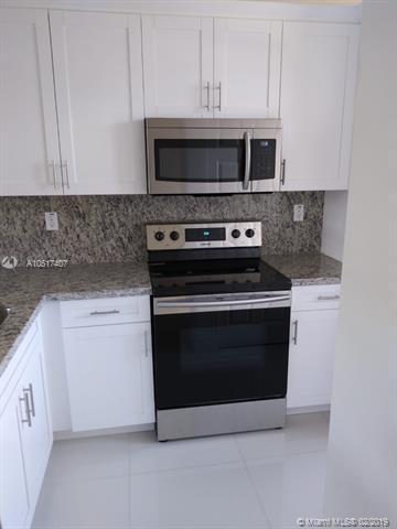 Undisclosed, Hialeah, FL 33015 photo 4