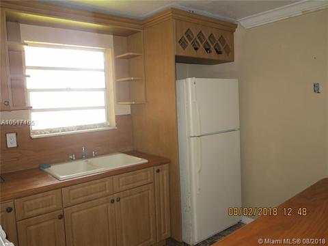 Undisclosed, Hialeah, FL 33010 photo 17