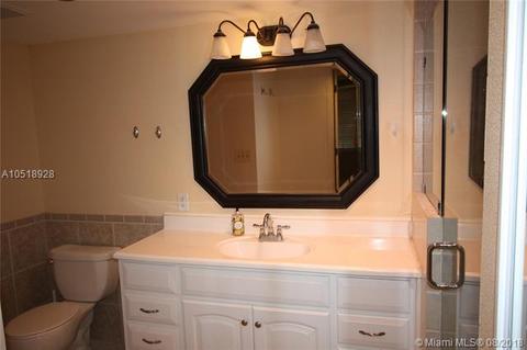 2211 NE 35th Ct, Lighthouse Point, FL 33064 photo 9