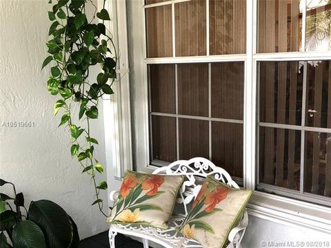 5404 Pine Cir, Coral Springs, FL 33067 photo 23