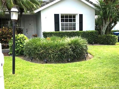 5404 Pine Cir, Coral Springs, FL 33067 photo 35