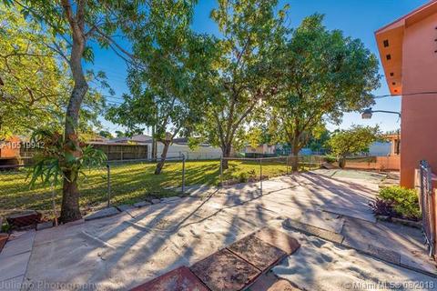 884 E 30th St, Hialeah, FL 33013 photo 11