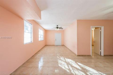 884 E 30th St, Hialeah, FL 33013 photo 22