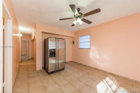 884 E 30th St, Hialeah, FL 33013 photo 25