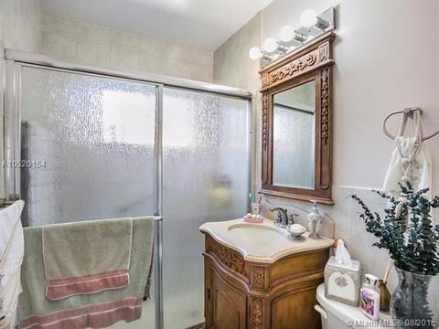 92 E 64th St, Hialeah, FL 33013 photo 11