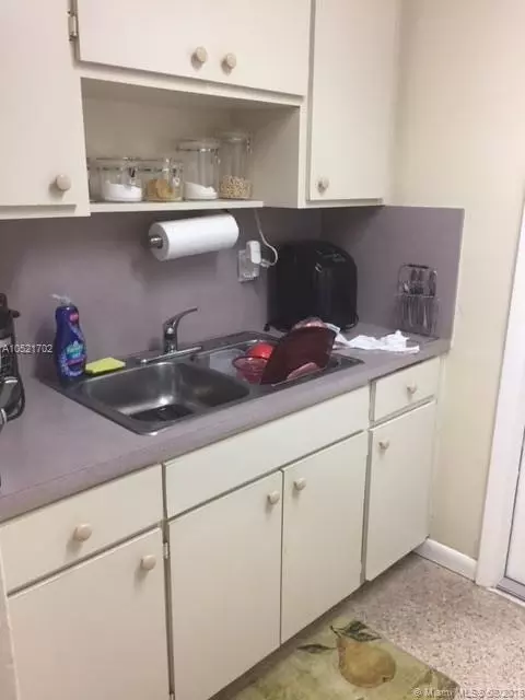 458 E 32nd St, Hialeah, FL 33013 photo 24
