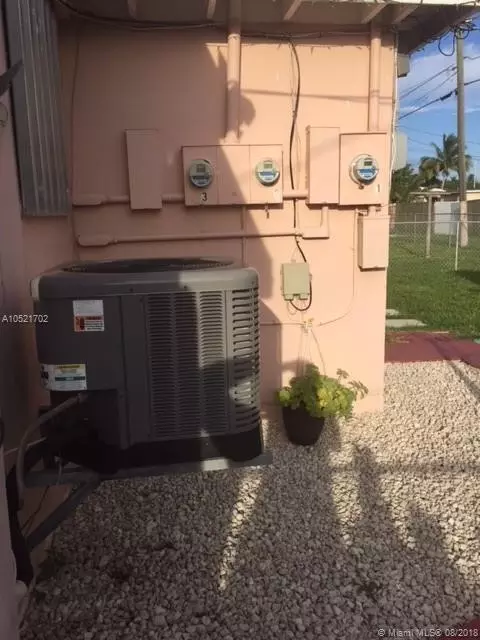 458 E 32nd St, Hialeah, FL 33013 photo 6