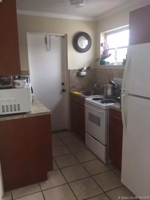 458 E 32nd St, Hialeah, FL 33013 photo 35