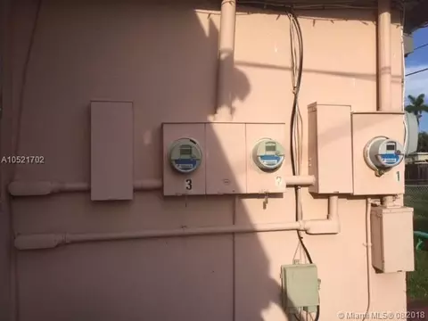 458 E 32nd St, Hialeah, FL 33013 photo 7