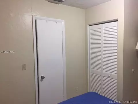 458 E 32nd St, Hialeah, FL 33013 photo 22