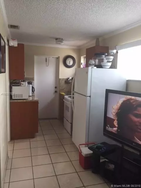 458 E 32nd St, Hialeah, FL 33013 photo 34