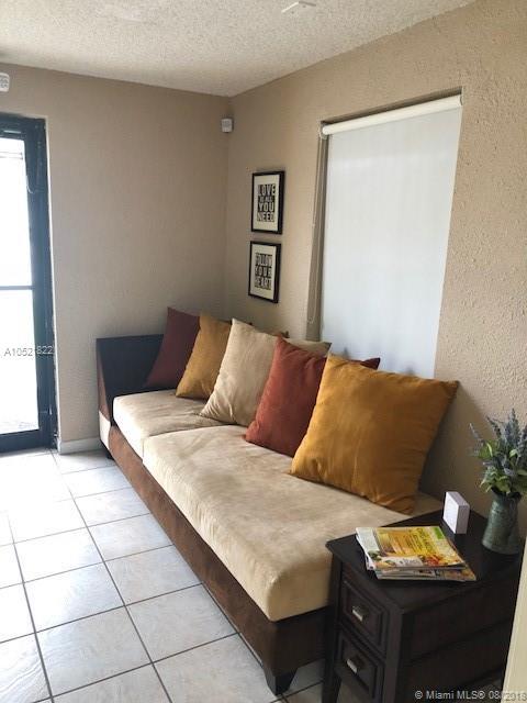 620 E 49th St, Hialeah, FL 33013 photo 1