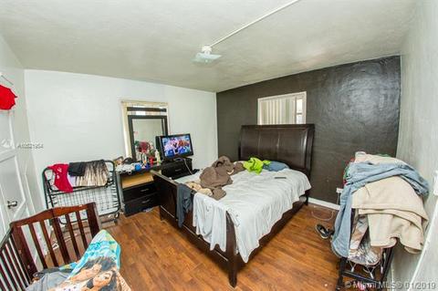 824 E 20th St, Hialeah, FL 33013 photo 5
