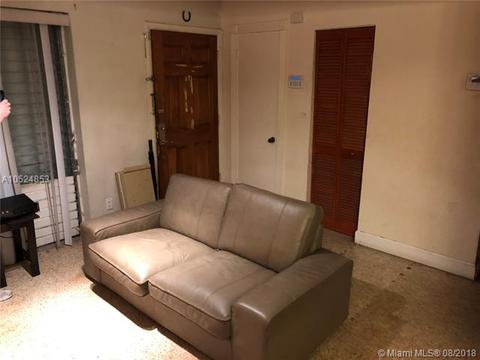 9100 SW 17th St, Miami, FL 33165 photo 2