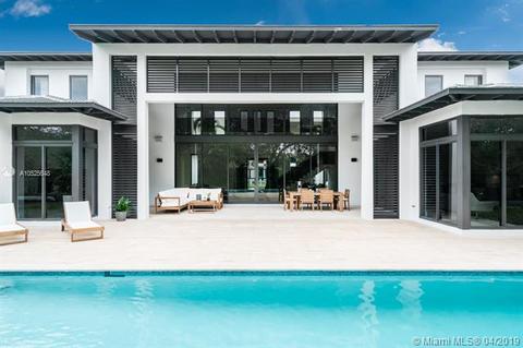 9505 SW 72 Ct, Pinecrest, FL 33156 photo 2