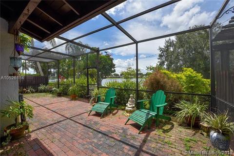 19700 E Lake Dr, Hialeah, FL 33015 photo 16