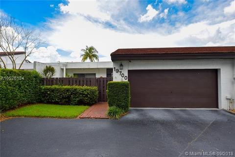 19700 E Lake Dr, Hialeah, FL 33015 photo 2