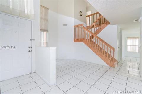 6357 Seagrape Cir, Margate, FL 33063 photo 3