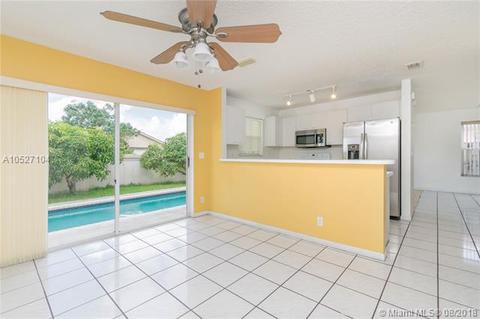 6357 Seagrape Cir, Margate, FL 33063 photo 11