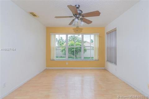 6357 Seagrape Cir, Margate, FL 33063 photo 6