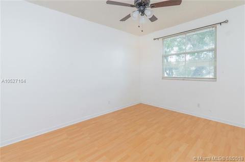 6357 Seagrape Cir, Margate, FL 33063 photo 21