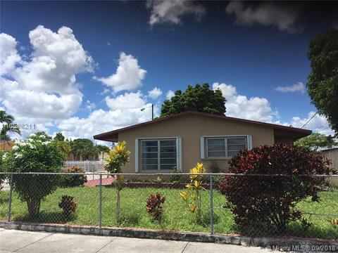 3900 E 3rd Ct, Hialeah, FL 33013 photo 3