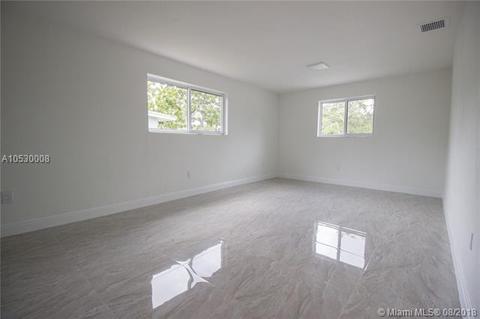 580 E 45th St, Hialeah, FL 33013 photo 12