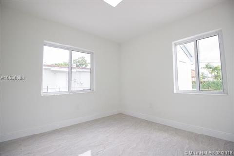 580 E 45th St, Hialeah, FL 33013 photo 10