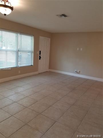 1504 E River Dr, Margate, FL 33063 photo 6