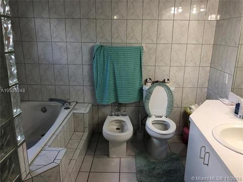 486 E 62nd St, Hialeah, FL 33013 photo 16