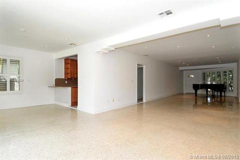 9416 Bay Dr, Surfside, FL 33154 photo 8