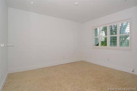 9416 Bay Dr, Surfside, FL 33154 photo 14