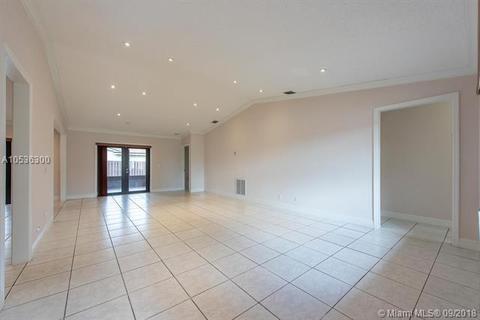 9223 NW 53rd St, Sunrise, FL 33351 photo 3