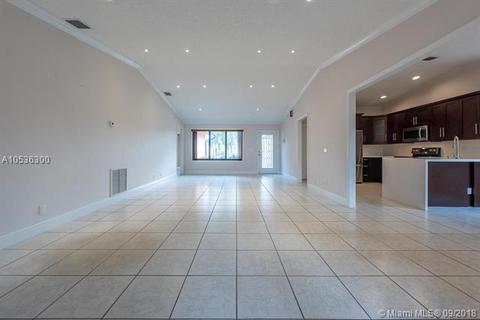 9223 NW 53rd St, Sunrise, FL 33351 photo 22