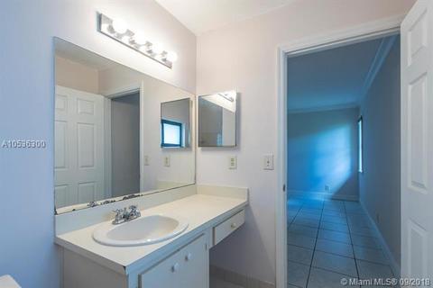 9223 NW 53rd St, Sunrise, FL 33351 photo 14