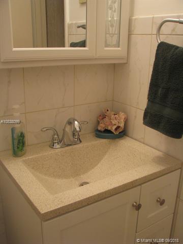 Undisclosed, Miami, FL 33175 photo 13