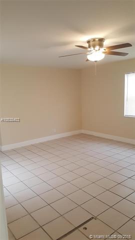 1917 SW 67th Ave, North Lauderdale, FL 33068 photo 4