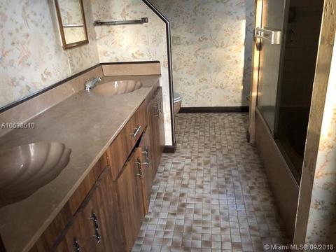 5505 E 6th Ave, Hialeah, FL 33013 photo 28