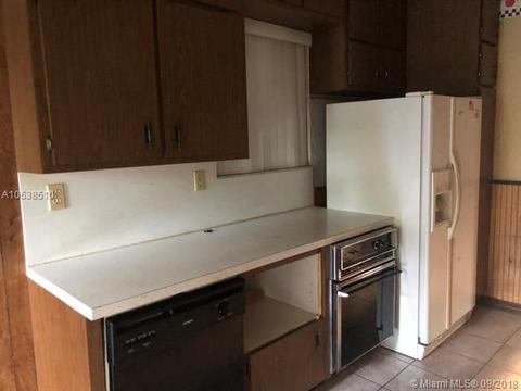 5505 E 6th Ave, Hialeah, FL 33013 photo 18