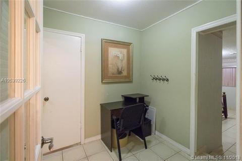 541 E 59th St, Hialeah, FL 33013 photo 17