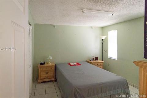 541 E 59th St, Hialeah, FL 33013 photo 9